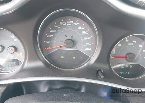 2014 Dodge Avenger Sxt z USA, uszkodzony, nr VIN 1C3CDZCG4EN165529